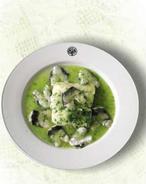 Merluza con kokotkas y almejas